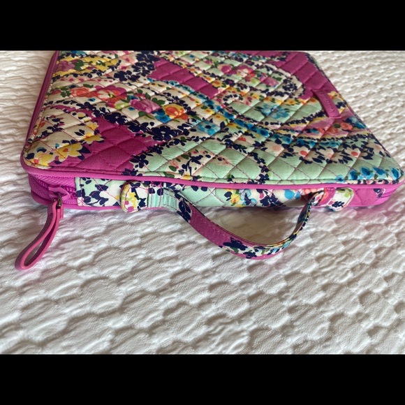 Vera Bradley Multi-Use Computer Case - Picture 4 of 11
